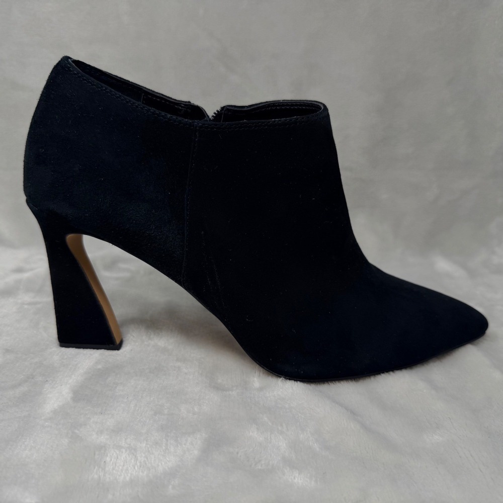 Vince Camuto Temindal Black Suede‎ Pointed Toe Sculpted Heel Ankle Booties 10M